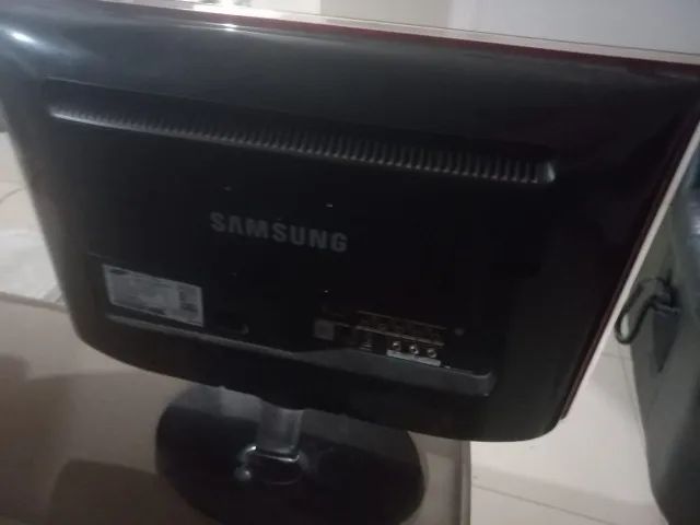 Monitor samsung 24 p2470hn com defeito - Foto 2