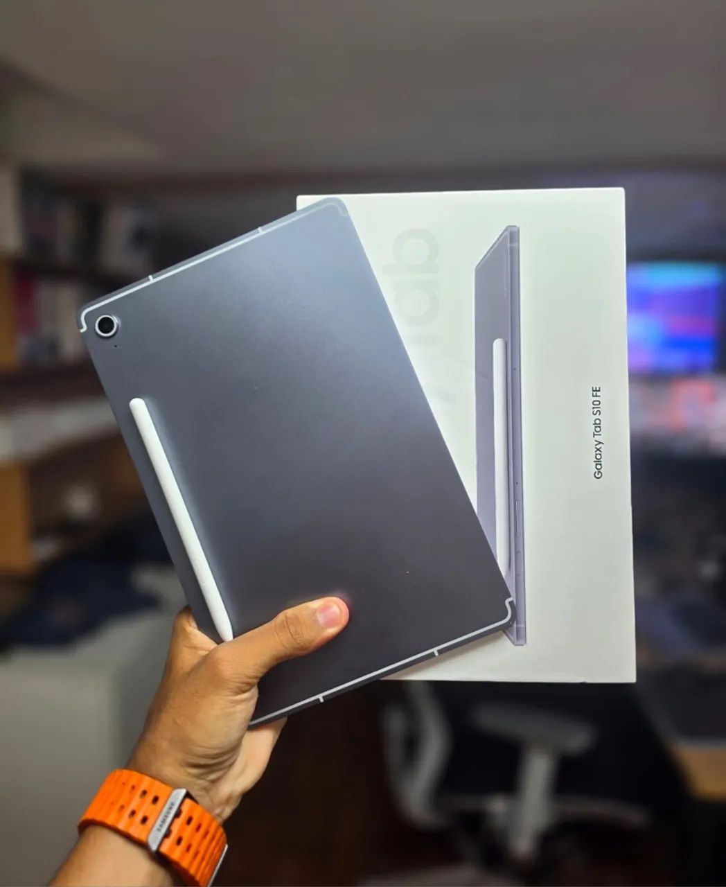 Samsung Galaxy Tab S10 FE シルバー 本体 新品未開封 Galaxy Tab S10 FE 8/128GB Wi-Fi Seminovo, Caneta e Cabo Caixa