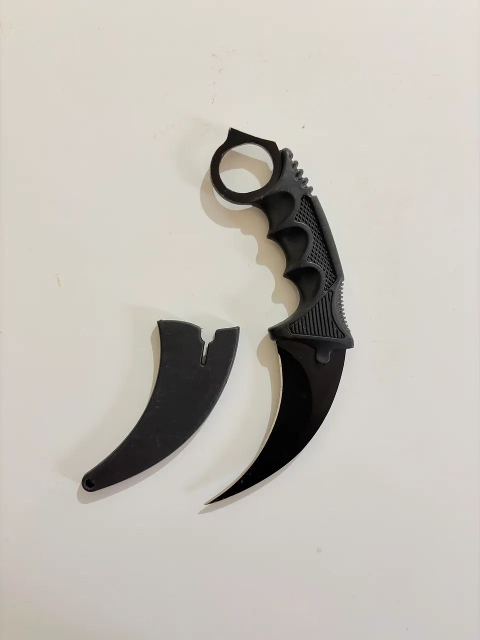 Duas facas de CSGO - Foto 2