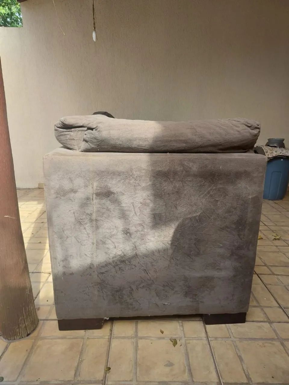 VENDO SOFÁ DE 3 LUGARES ( usado ) - Foto 2
