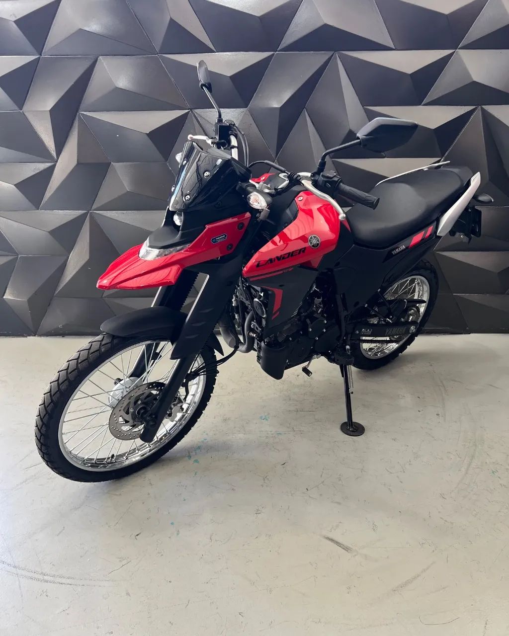 XTZ 250 LANDER CONNECTED - Foto 3