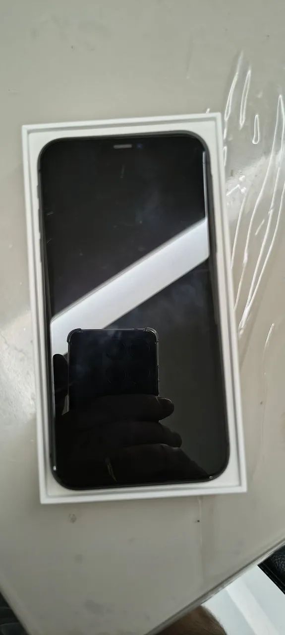 IPhone 11 64 GB - Foto 2
