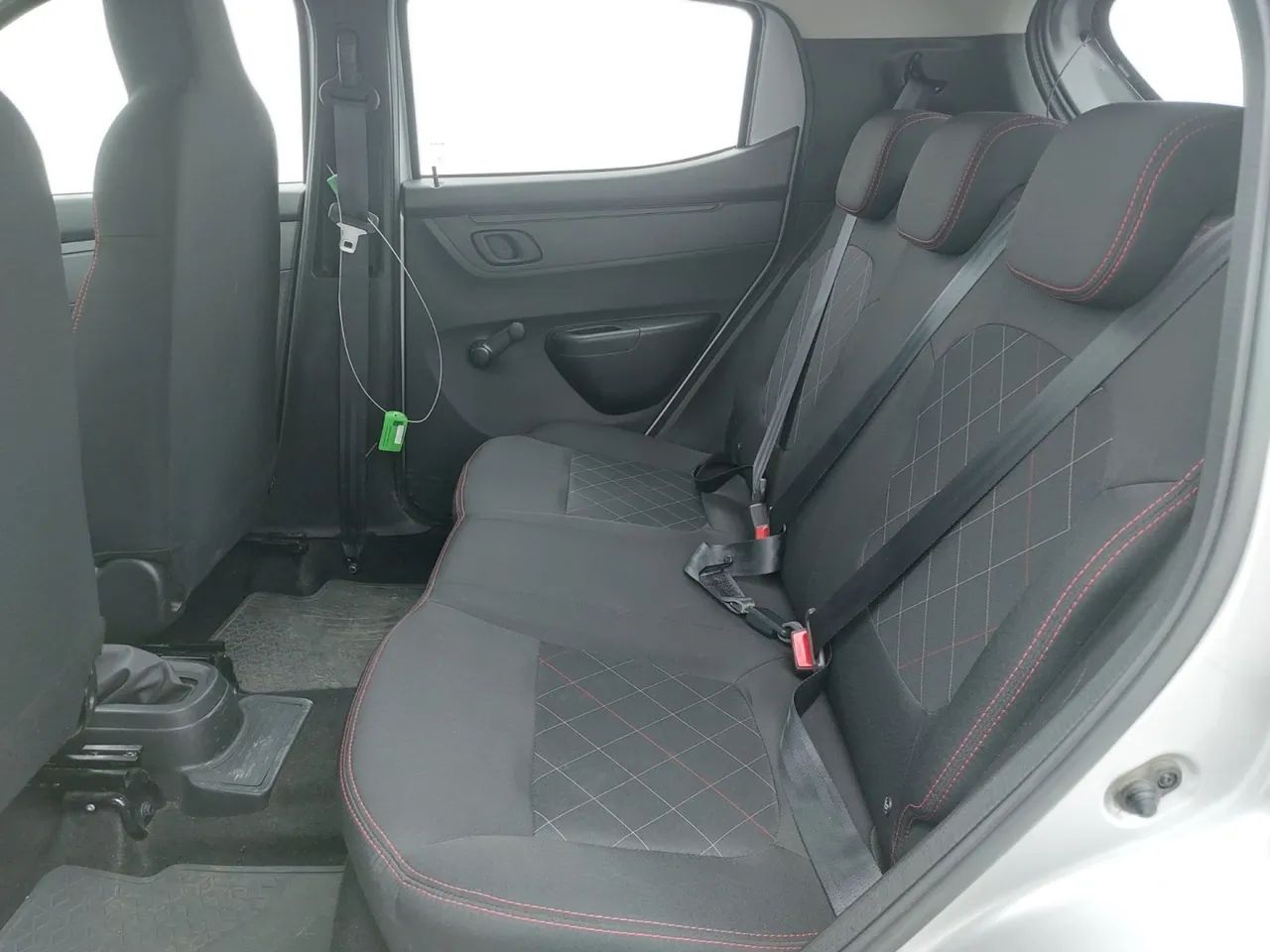 Renault Kwid 1.0 Zen, foto 17 de 18