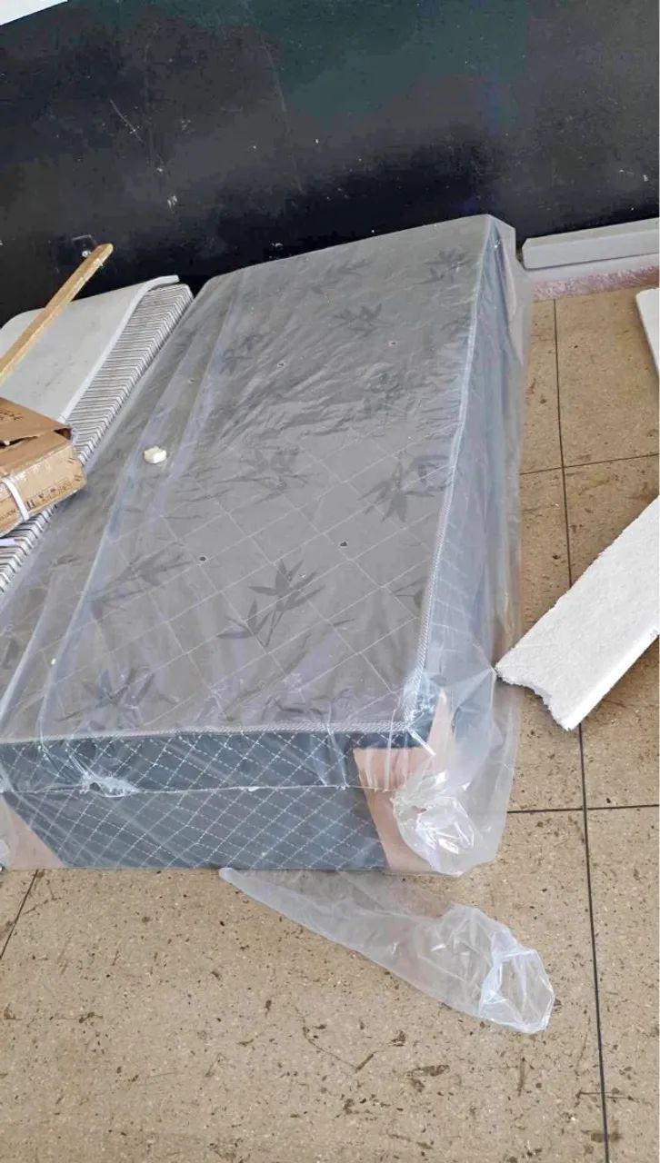 Cama box solteiro (novo)