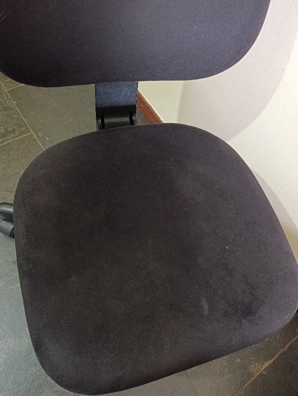 Vendo cadeira de escritório  - Foto 3