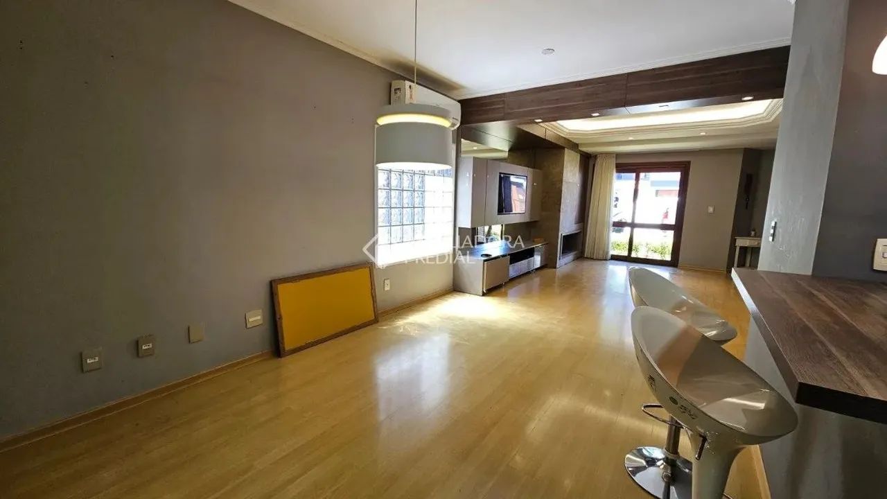 Casa com 3 quartos e 2 vagas de garagem no bairro Tristeza - Foto 6