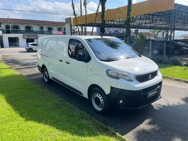 Peugeot Expert 2021