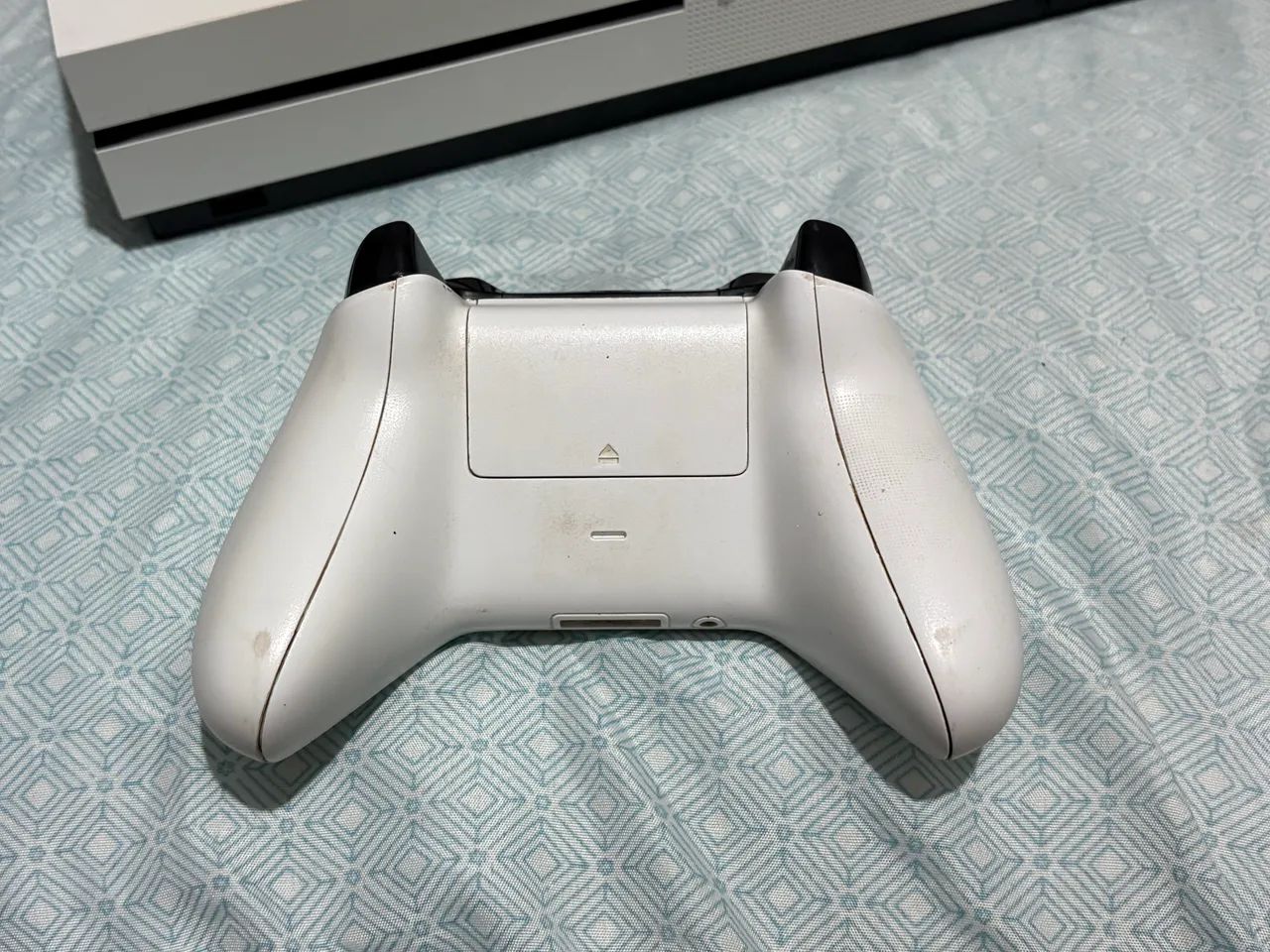 Xbox one usado em ótimo estado, ano 2018 - Foto 2