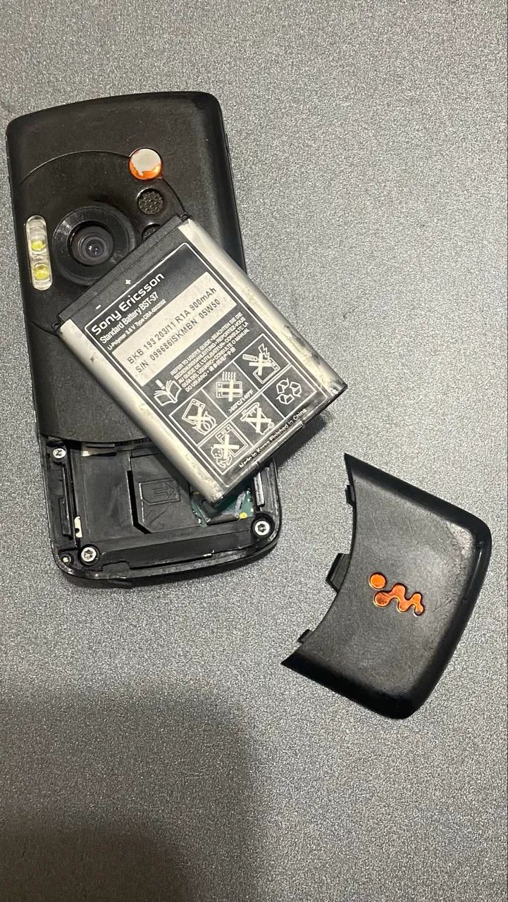 Celular Ericsson W810i Walkman  - Foto 2