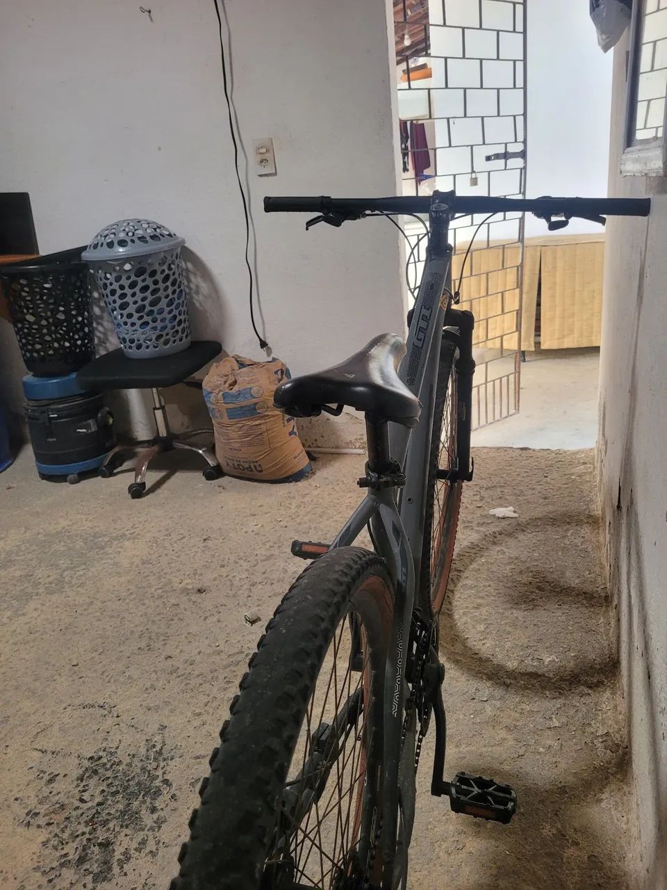 Bicicleta gti cinza - Foto 4