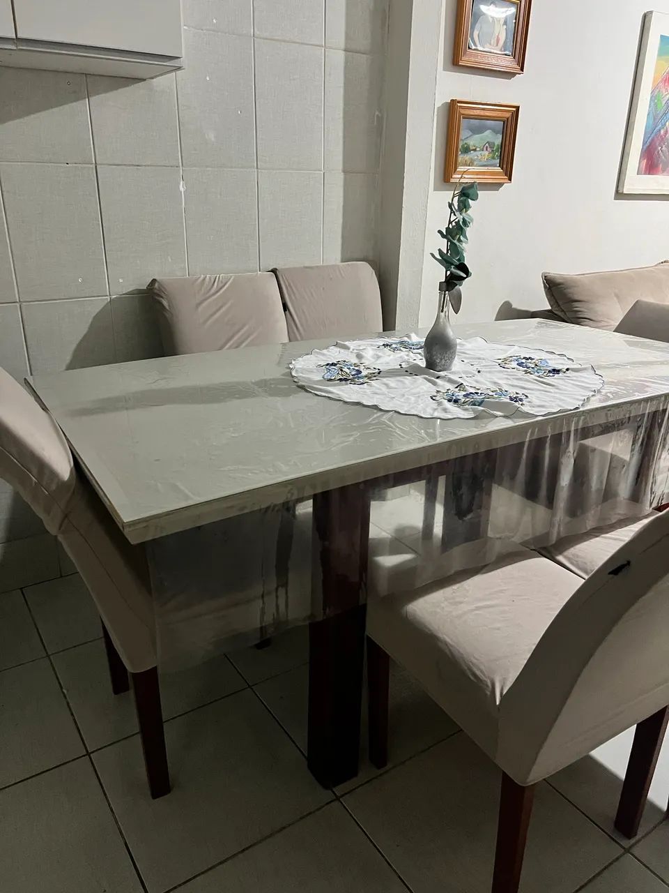 Vendo mesa 6 lugares 