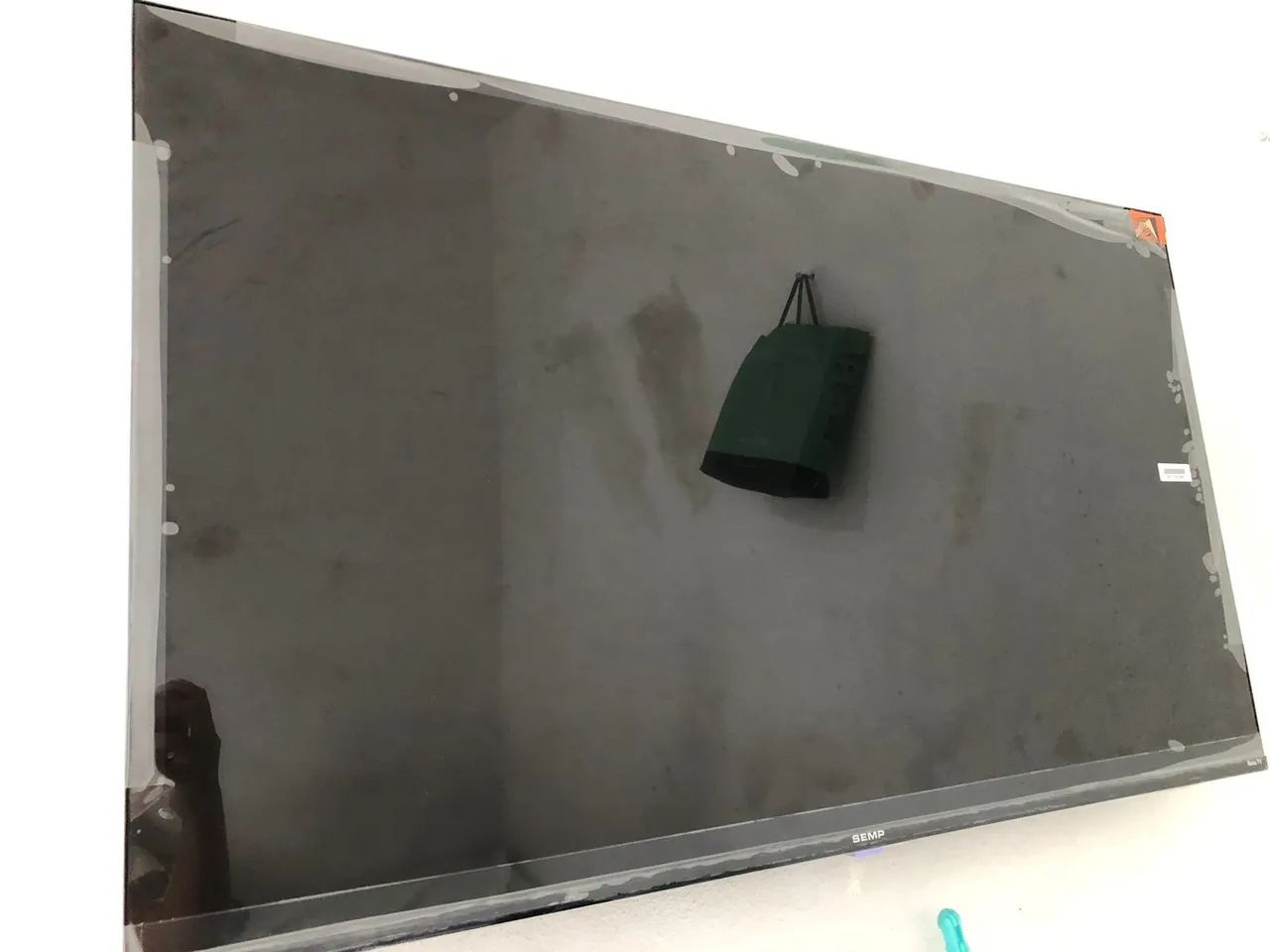 TV SEMP 43" POLEGADAS, SISTEMA ROKU TV - Foto 3