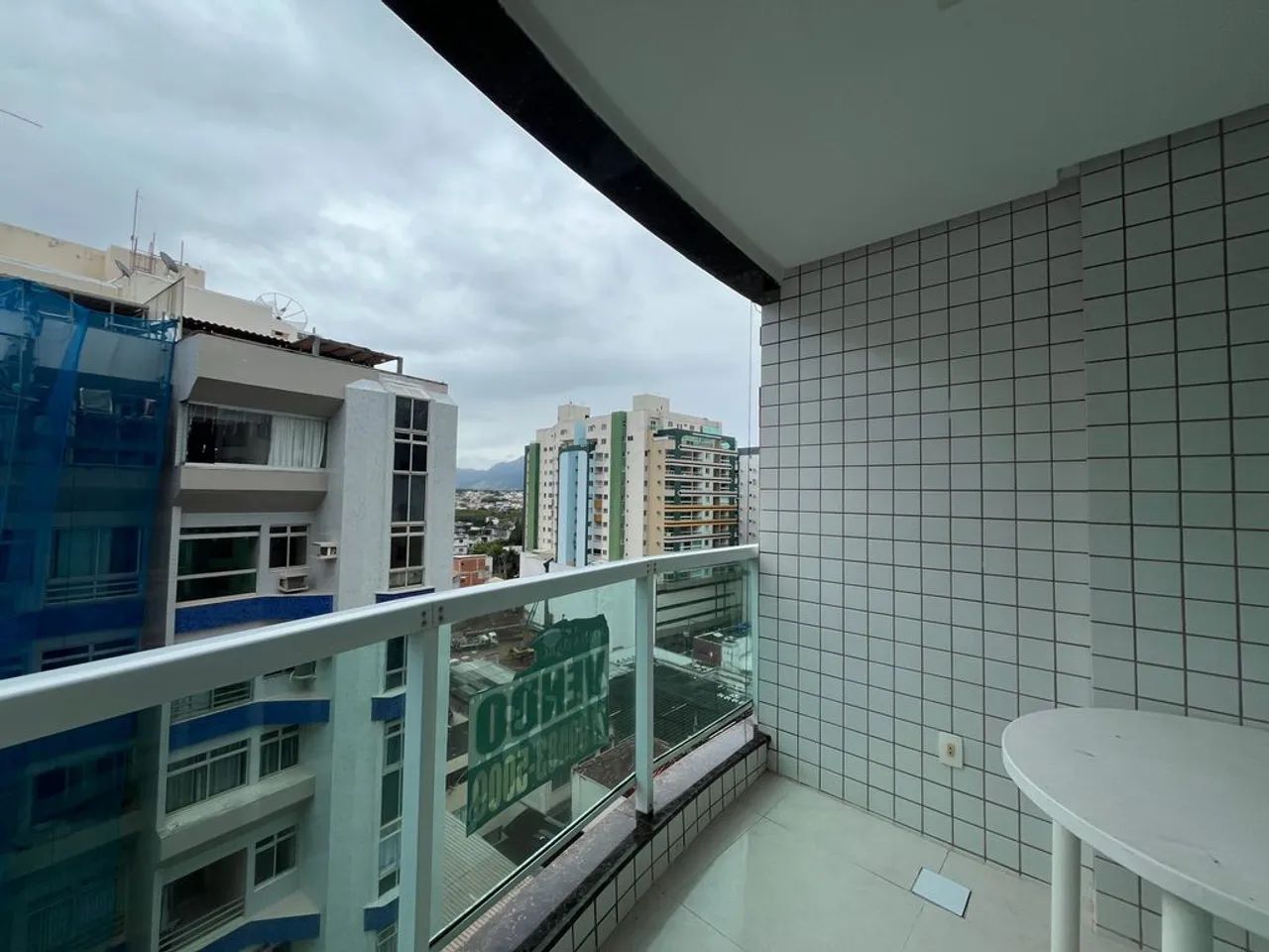 LOCAÇÃO ANUAL 2 quartos sendo 1 suíte centro em Guarapari - Foto 4