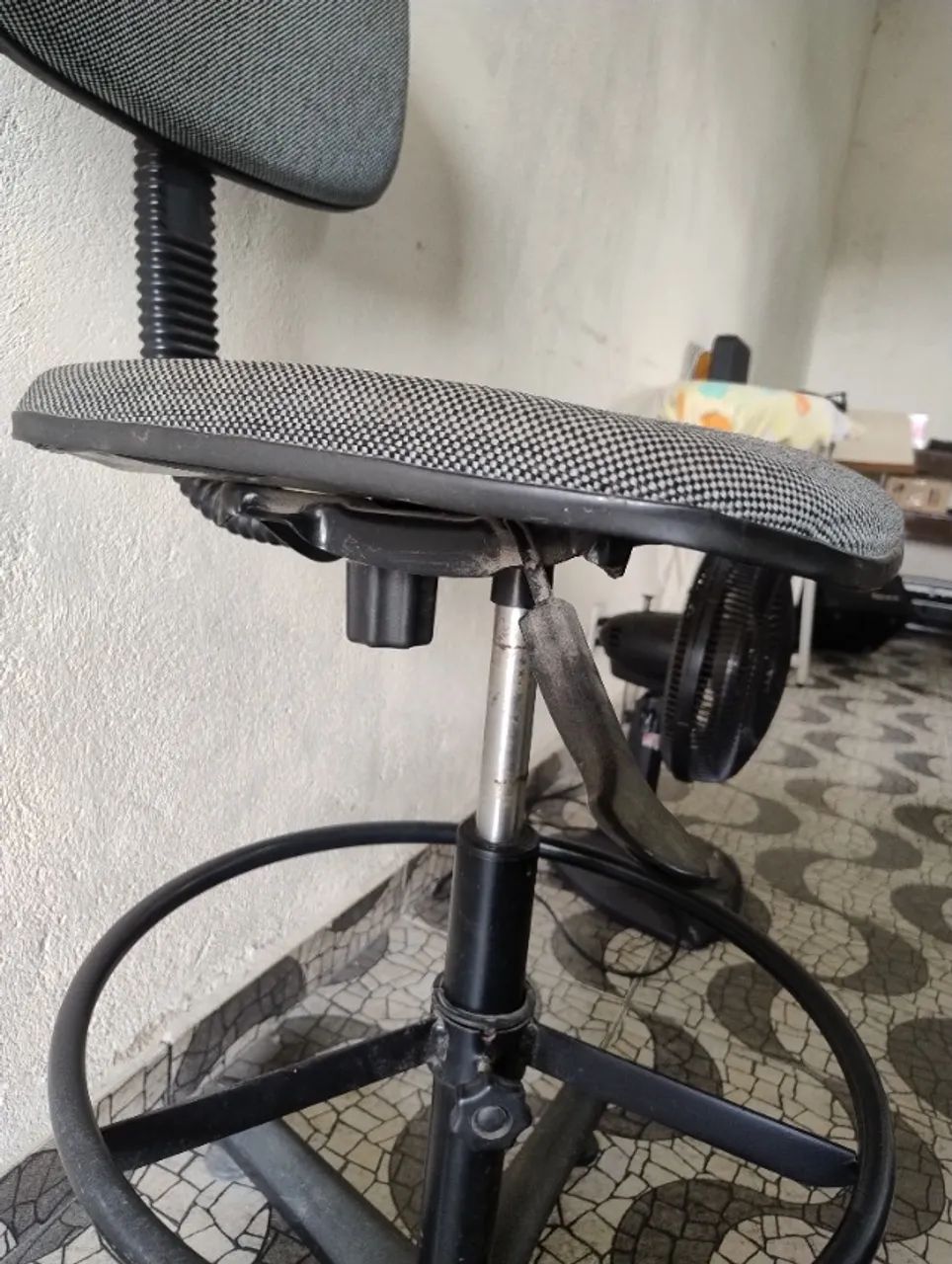 cadeira para caixa da MS Systen Pés fixo - Foto 2
