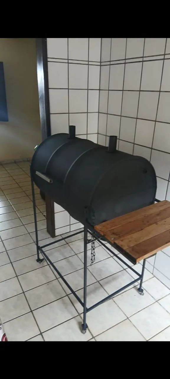 Churrasqueira ideal para que trabalhar com churrasquinho ou  fazer churrasco - Foto 4