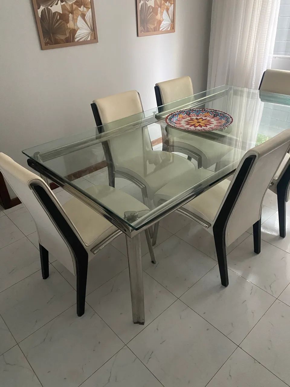 Mesa com cadeiras 