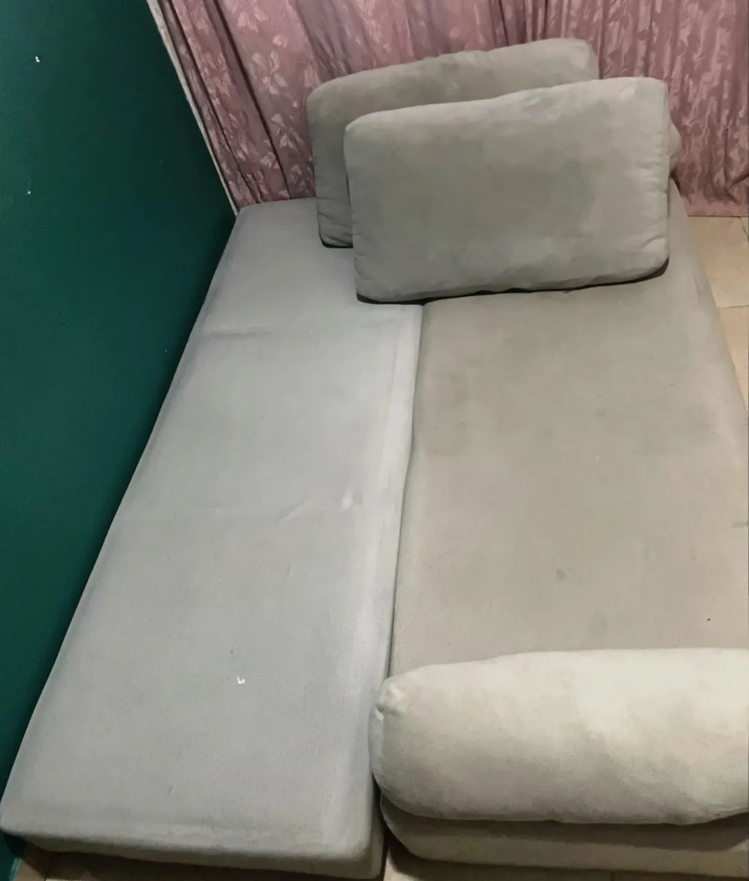 SOFÁ-CAMA Á VENDA