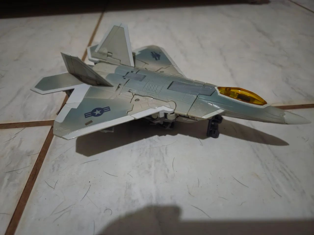 TRANSFORMERS STUDIO SERIES 06 - STARSCREAM - Foto 5