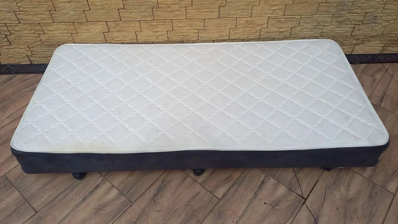 Entrego : Cama auxiliar com colchão de molas embutido  - Foto 3