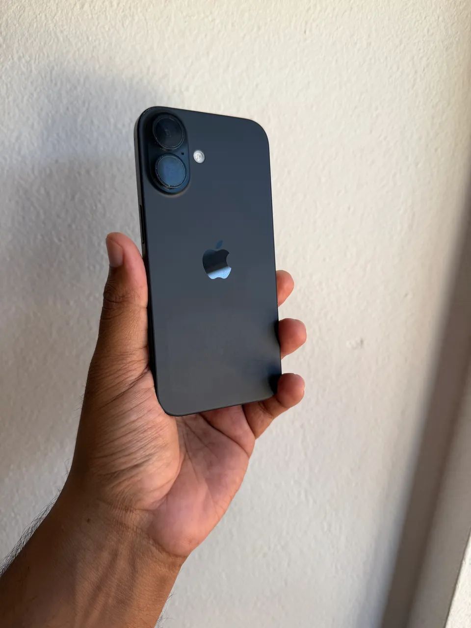 iPhone 16 preto 128GB 