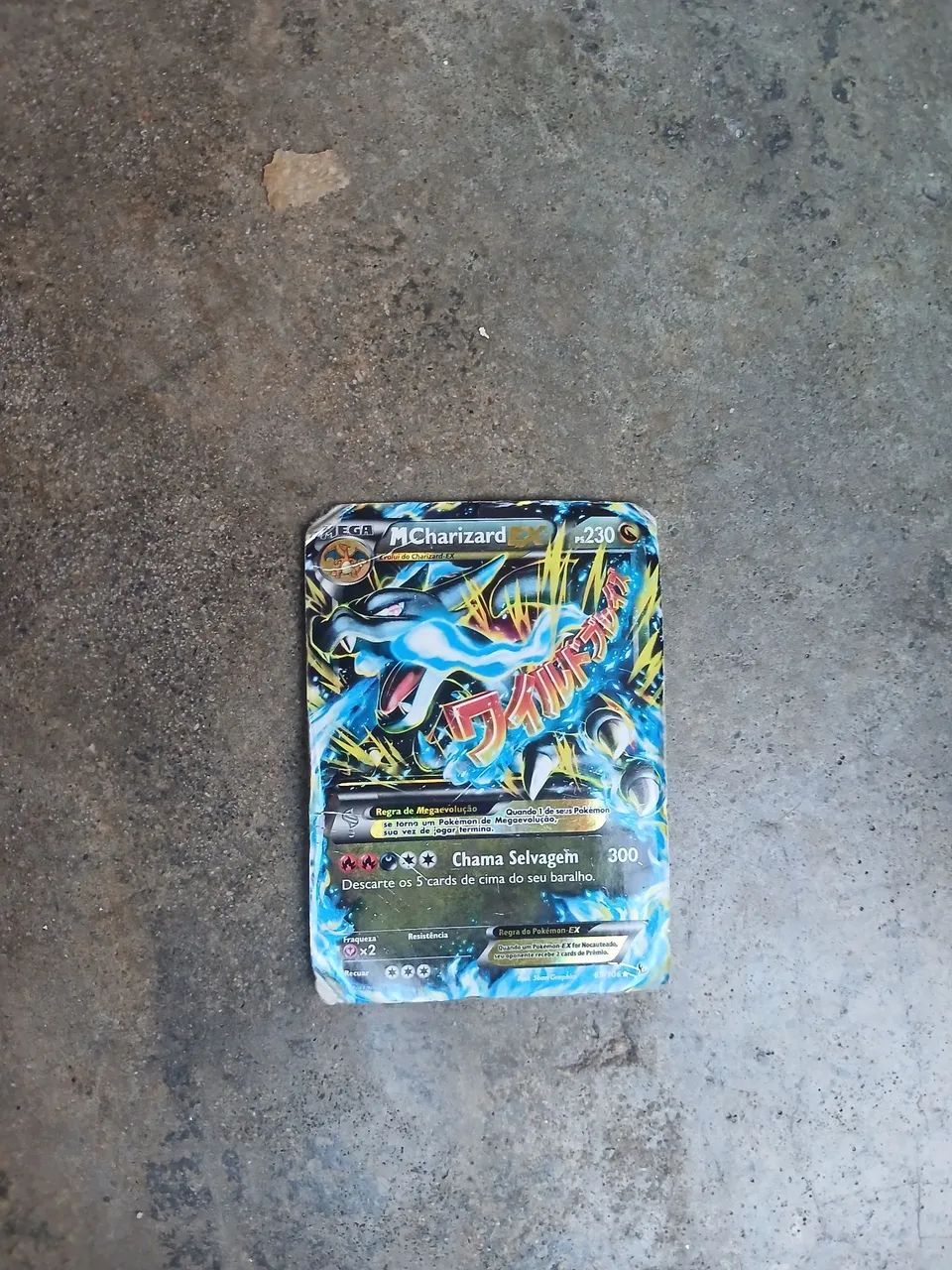 Uma carta do mcharizard