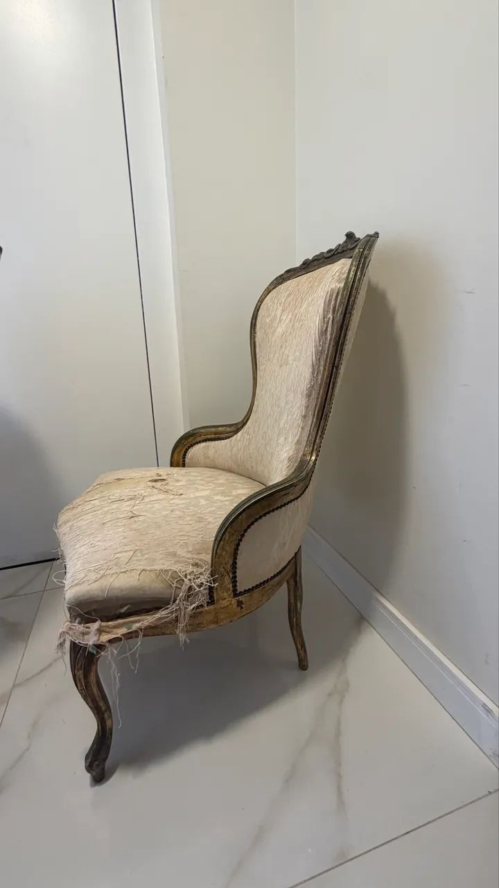Poltronas Neoclássica Luís XV - Foto 2