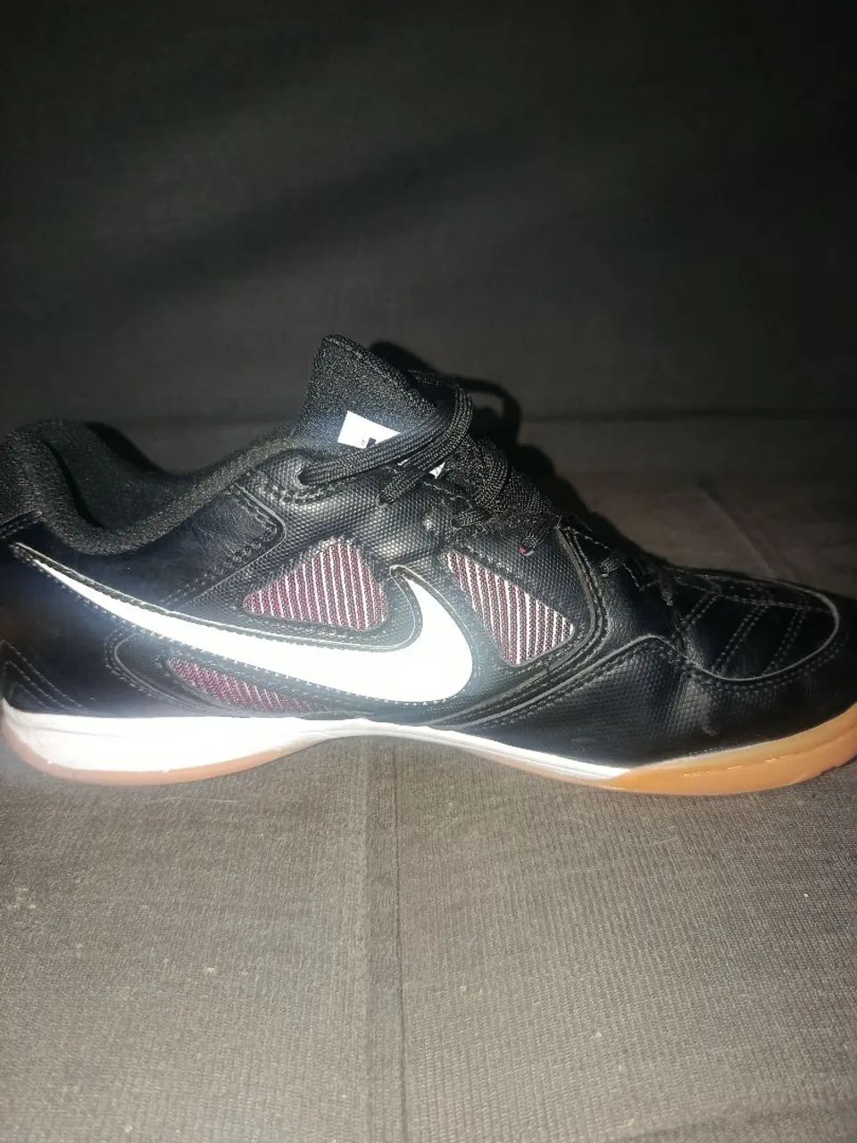 Tênis Nike futsal - Foto 2