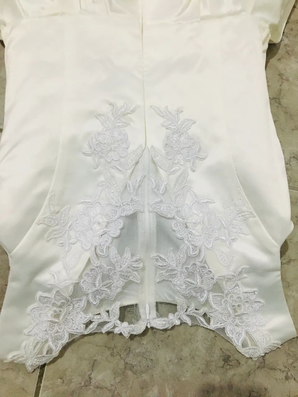 VESTIDO DE NOIVA CLÁSSICO  - Foto 3