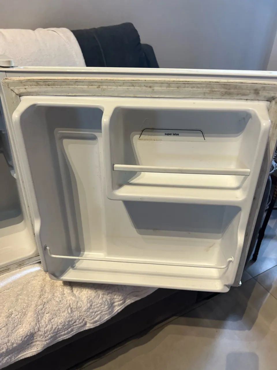 Frigobar Midea 45L - Foto 3