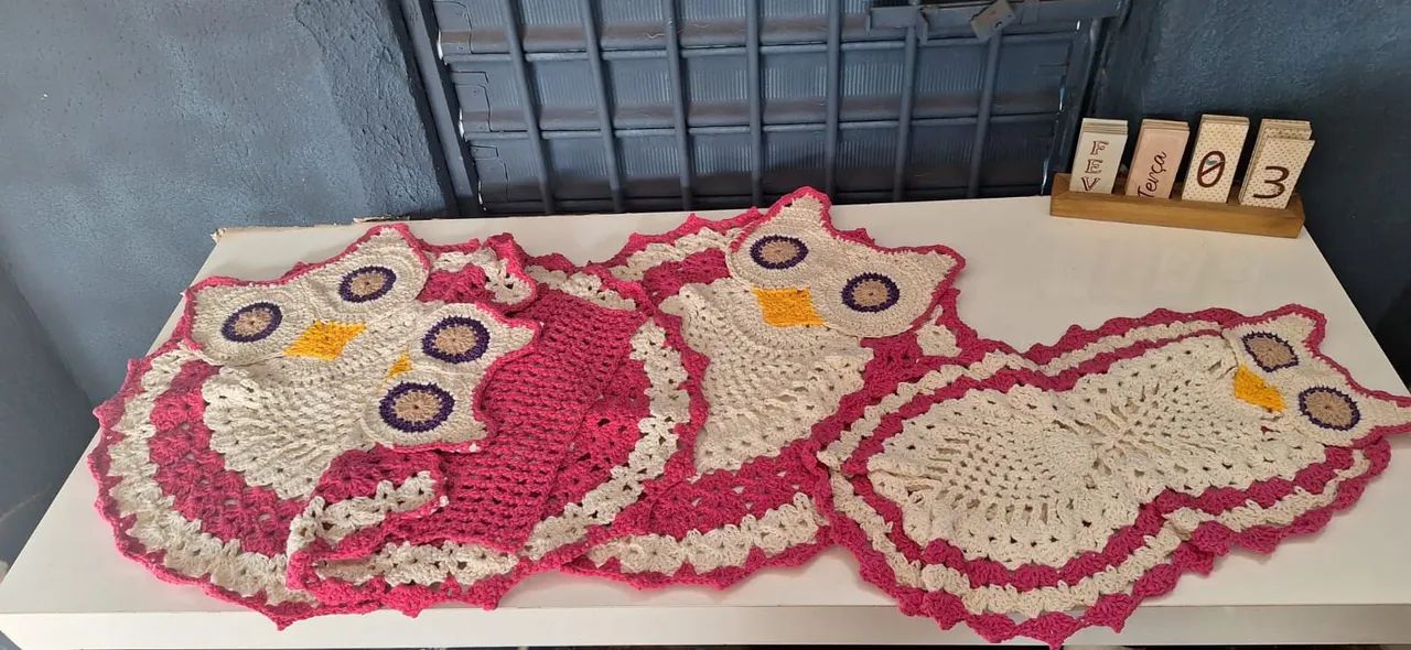 Jogo de Banheiro 4 peças Coruja Rosa e Branco/ Vermelho e Branco Cada um 200$ - Foto 5