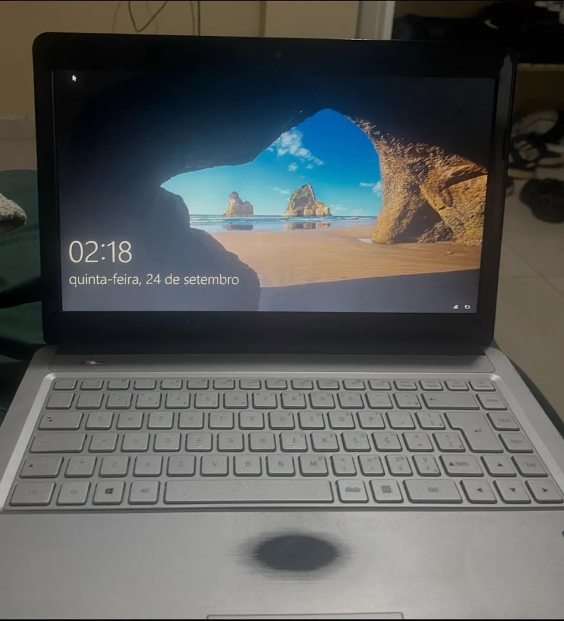Notebook com 6GB de RAM + 120gb memória