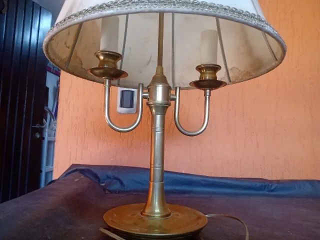 Abajur holandes com base de metal  - Foto 3