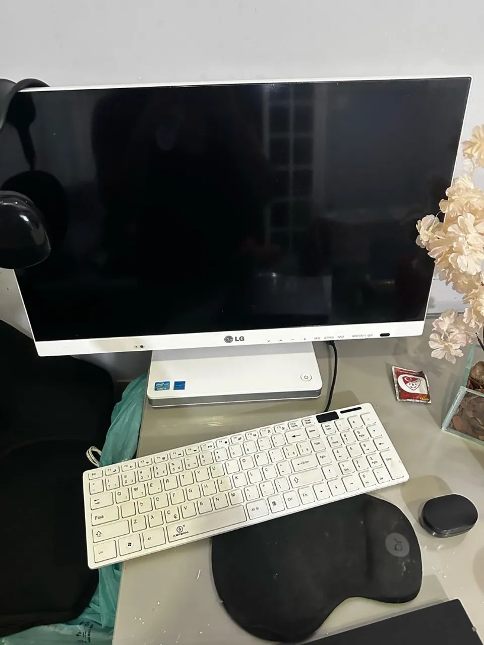LG All in One v320 Windows 8 - Foto 2