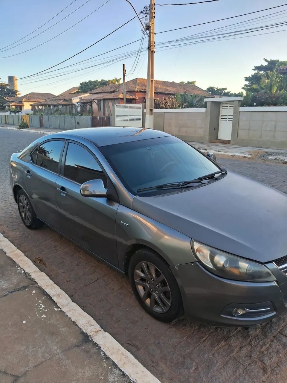 JAC J5 J5 Sedan 1.5 16V 4p Mec. 2013