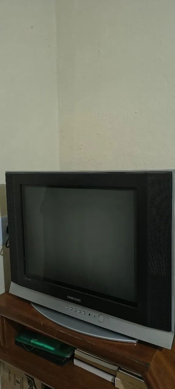 TV De Tubo com Conversor Digital  - Foto 2
