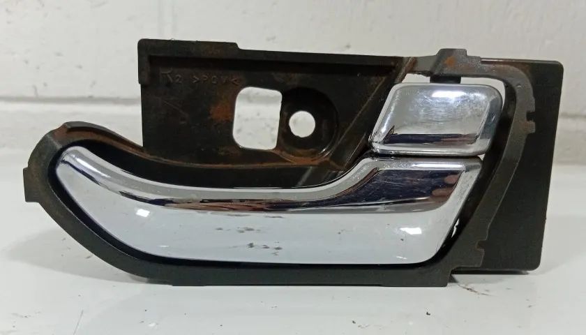 Maçaneta Dianteira L/D S10 2018/ 2020 - Peças para carros, vans e