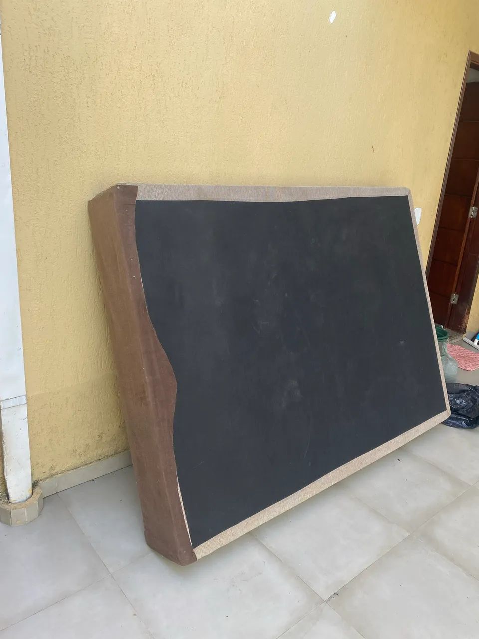 Doação base cama box