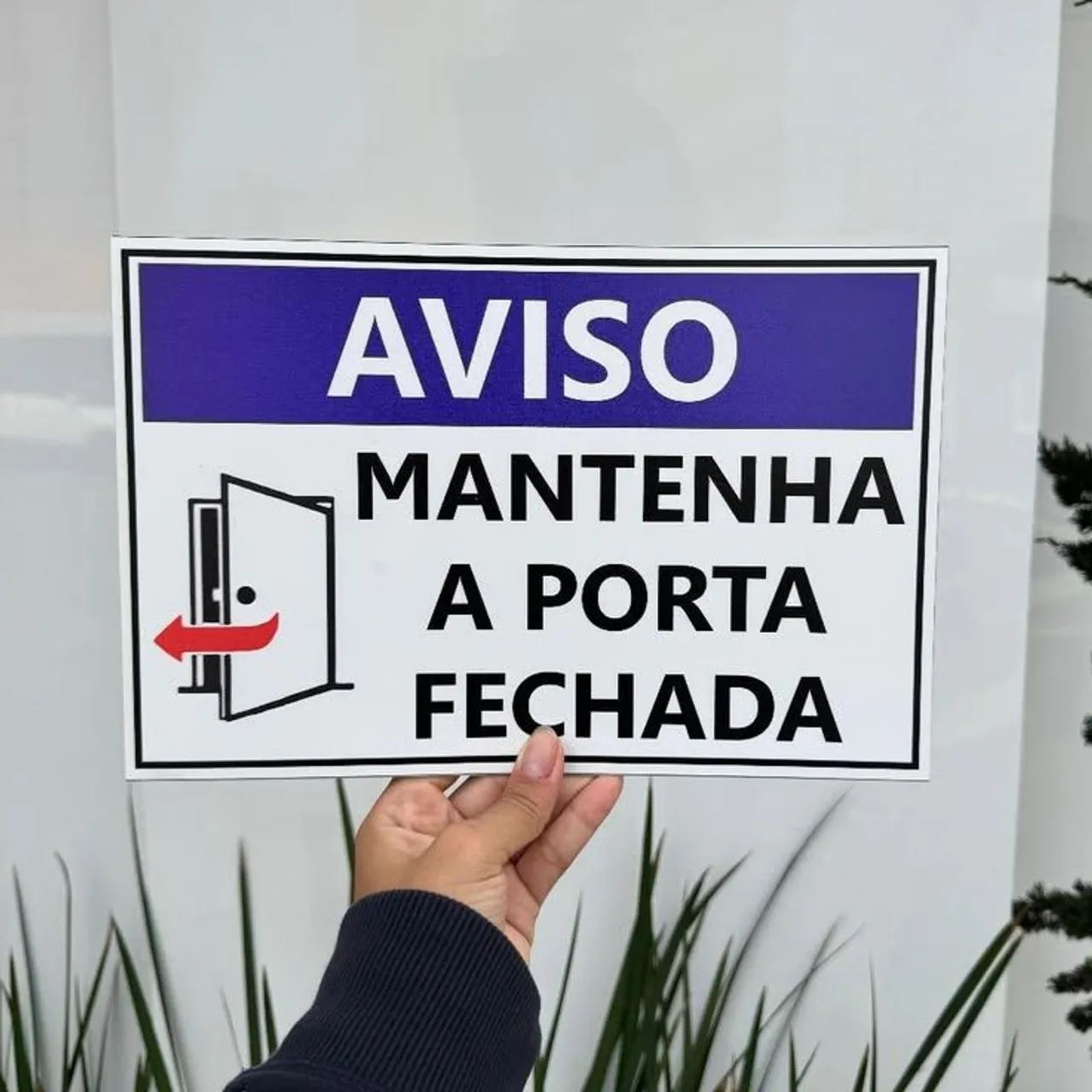 Placa proibido uso de celular e outros - Foto 4