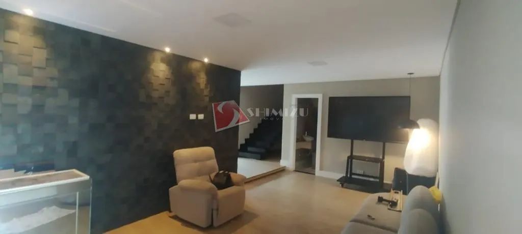 Sobrado à venda em Maringá, Zona 08, com 3 suítes, com 328.23 m² - Foto 3