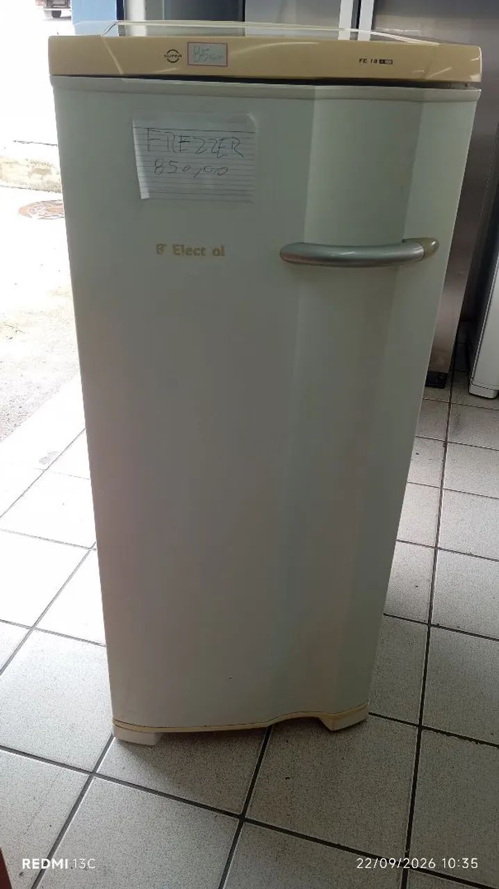 Vendo freezer  Eletrolux FE 18