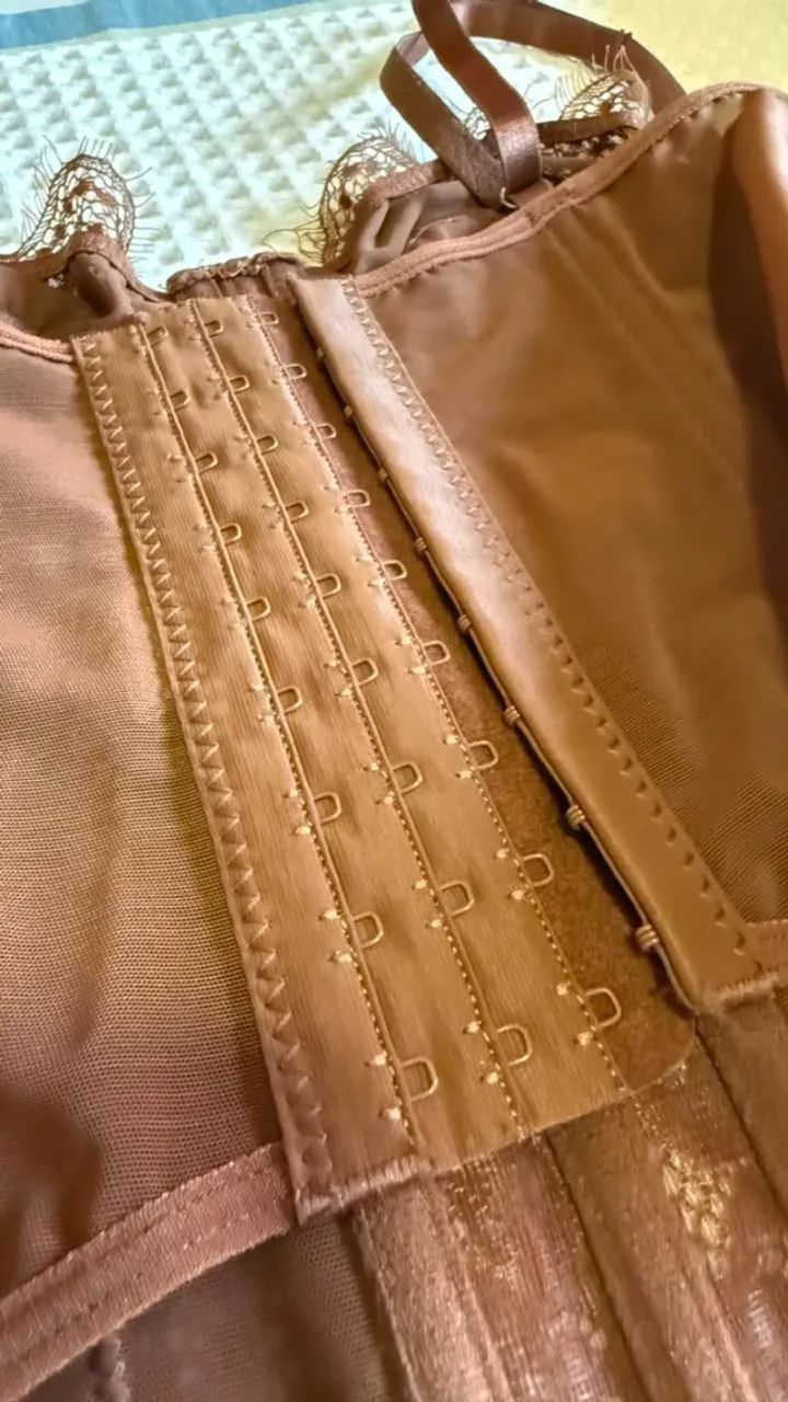 Corset de Renda Marrom Shein Nunca Usado - Foto 4