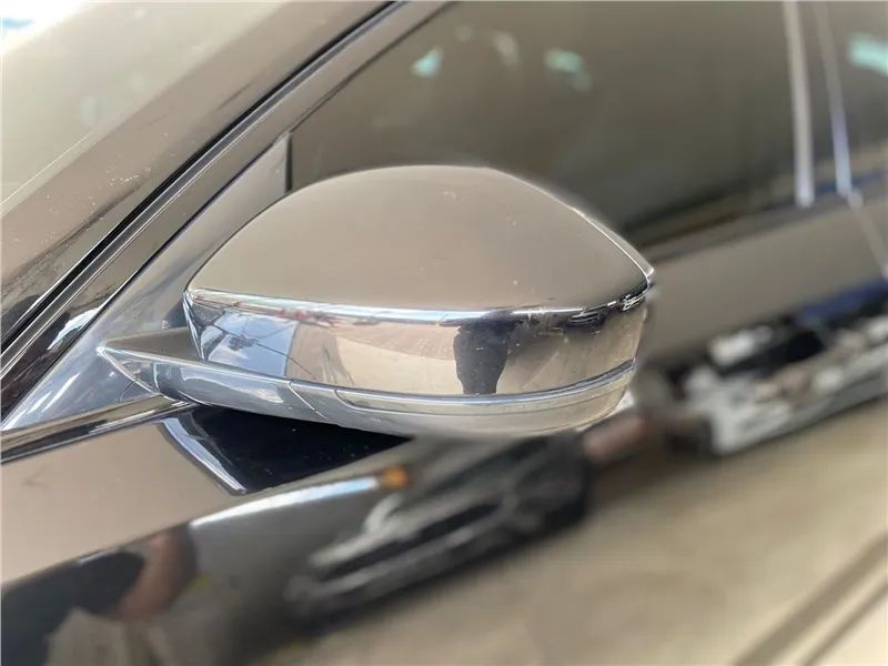 Jaguar E-Pace R-dynamic S 2.0 AWD 249cv Aut. 2018 - Foto 5