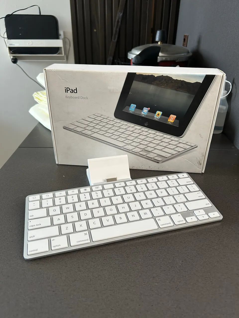Apple teclado iPad a1359 com adaptador Lightning 