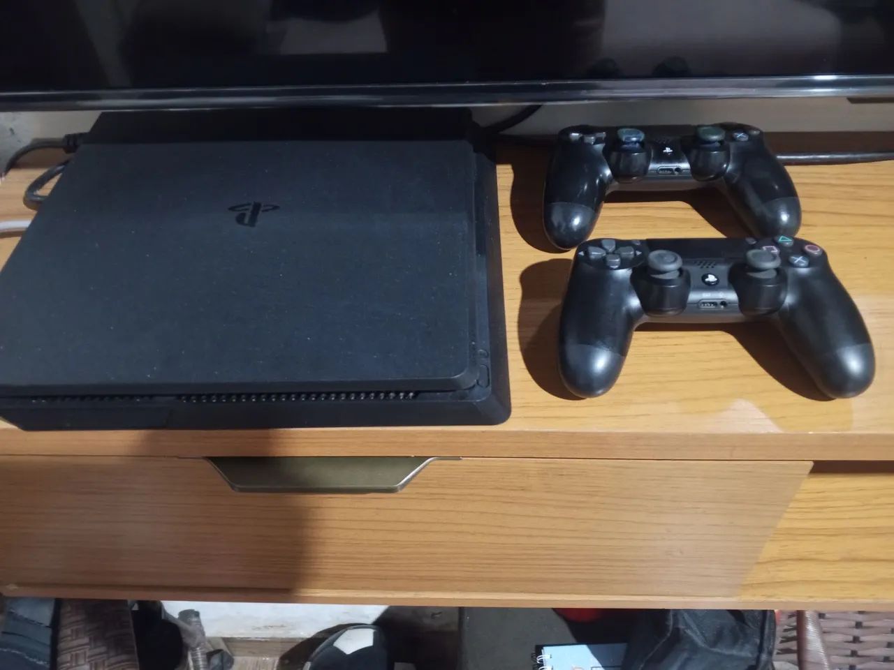 PS4 top 5 jogos 2 controles call off Dut Black ops lll e outros  - Foto 2