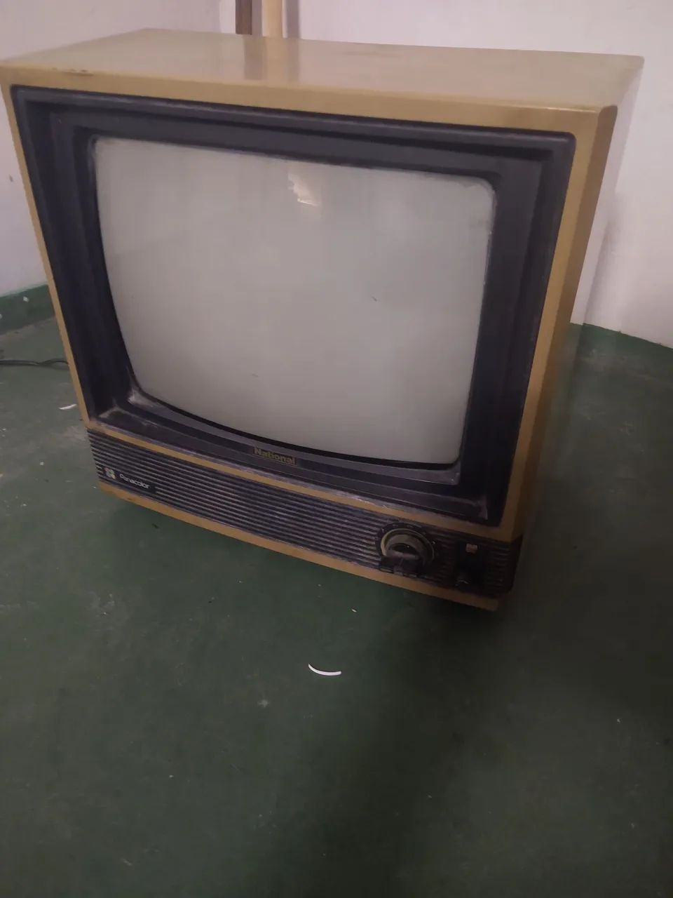 Antiga tv National ... funciona 