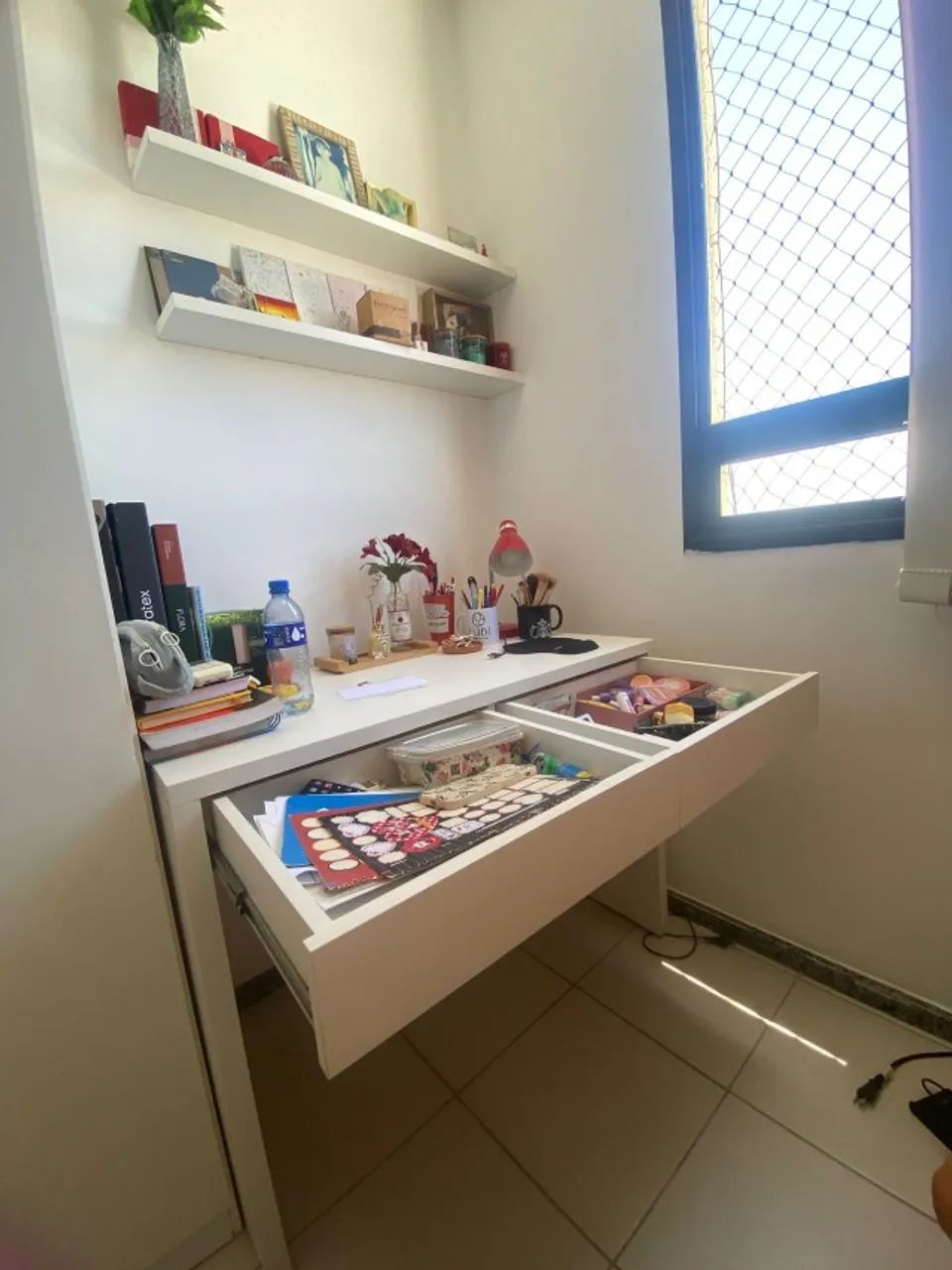 Desk65745823925251123