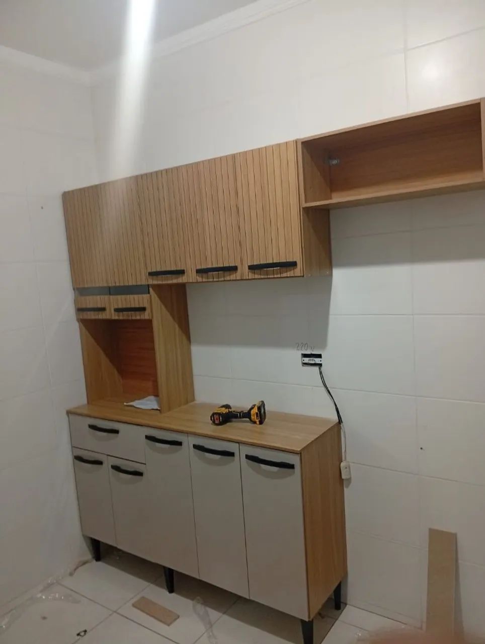 Armário de cozinha de parede - entrega e montagem gratuita 