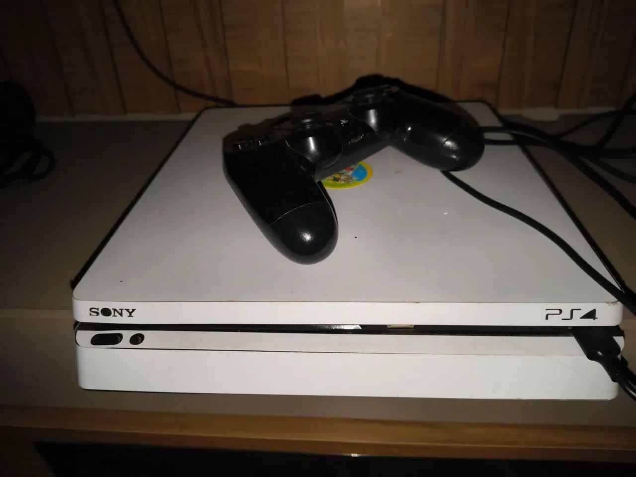 Ps4 slim 2 controle 