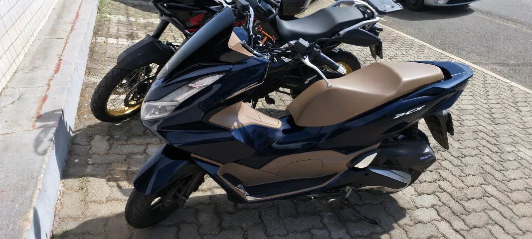 HONDA PCX DLX 2025 - Foto 2