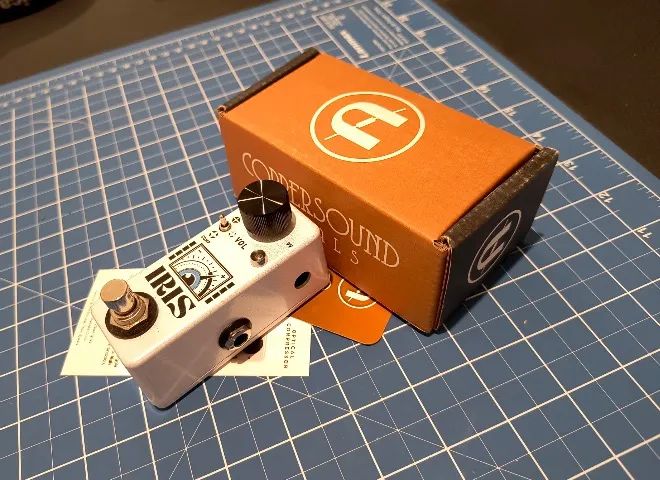 Coppersound Iris (pedal analogico compressor optico / mini pedal) - Foto 2
